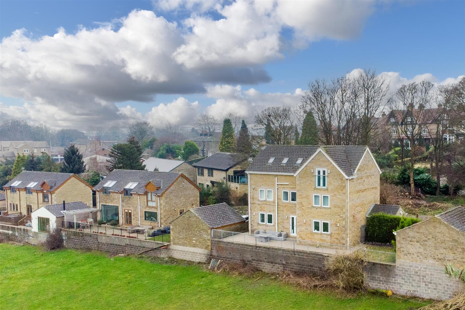 Long Croft View, Batley