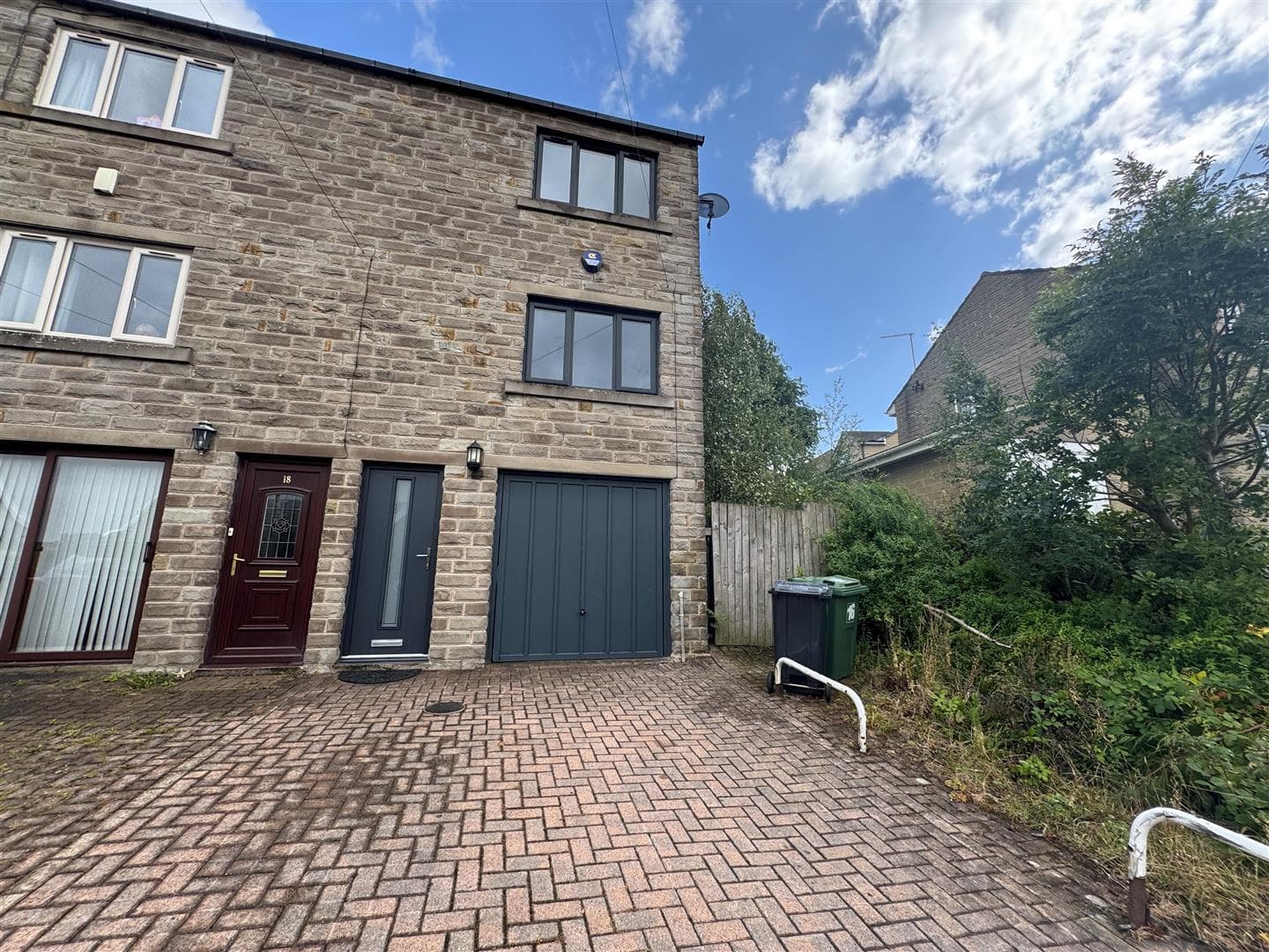 Town End Road, HOLMFIRTH, West Yorkshire